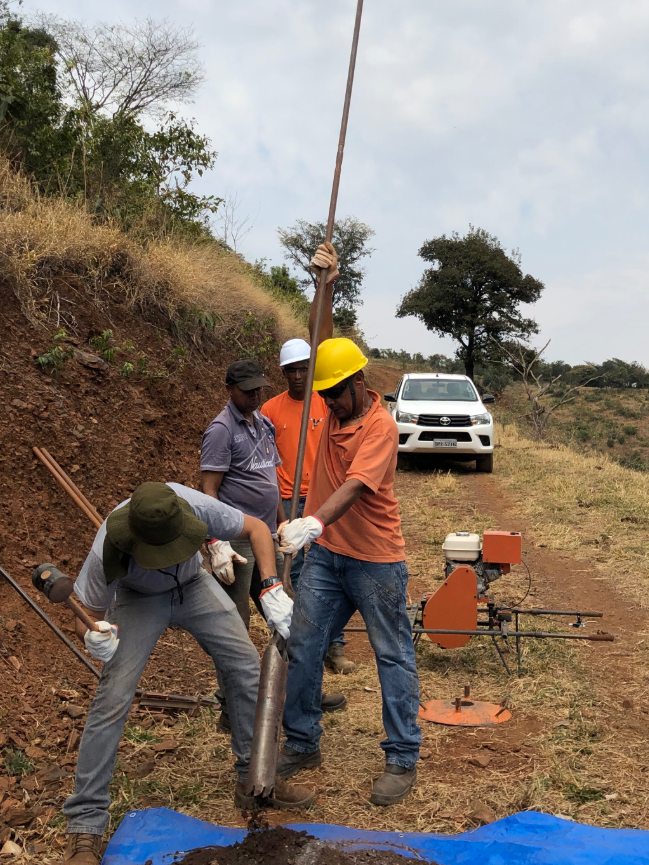 Trado Mecanico LTR2 na pesquisa mineral